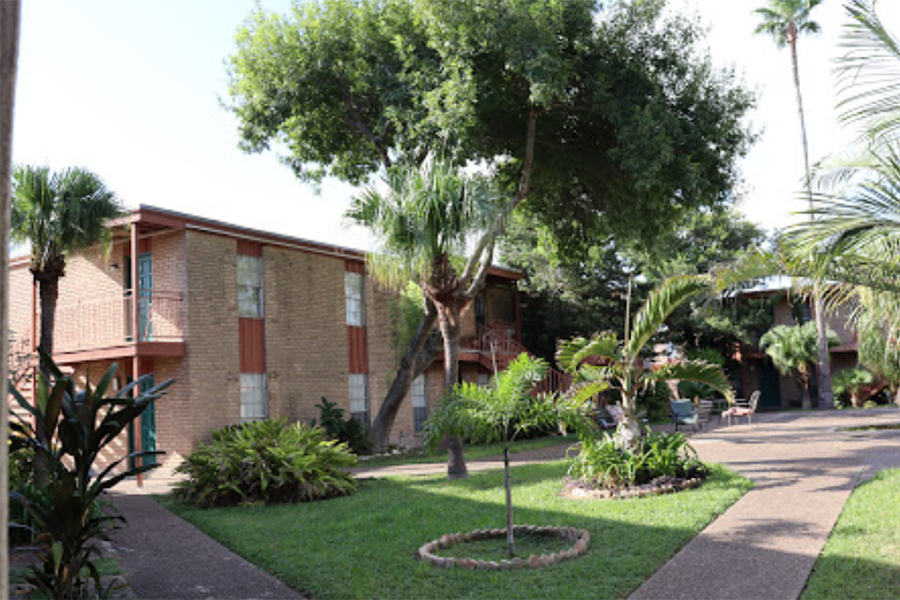 La Hacienda Apartments